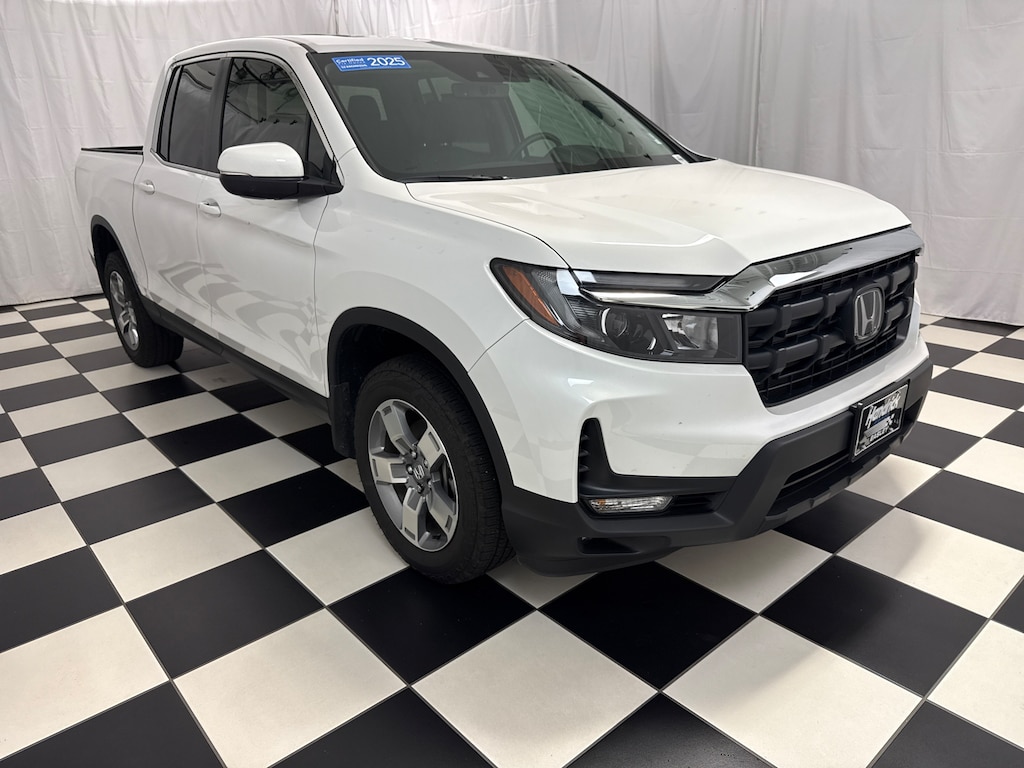 Certified 2025 Honda Ridgeline RTL Pickup