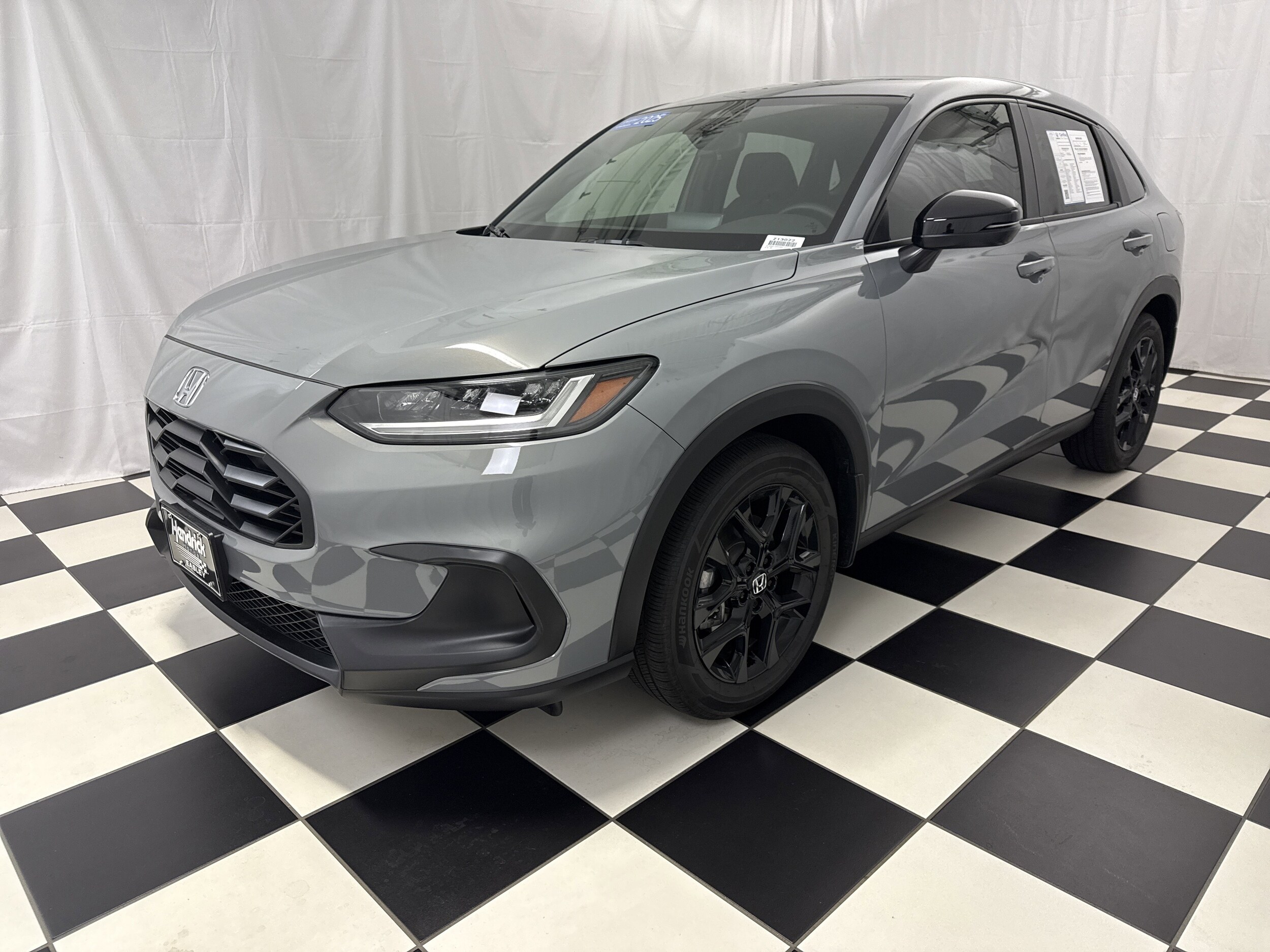 2025 Honda HR-V Sport photo 2