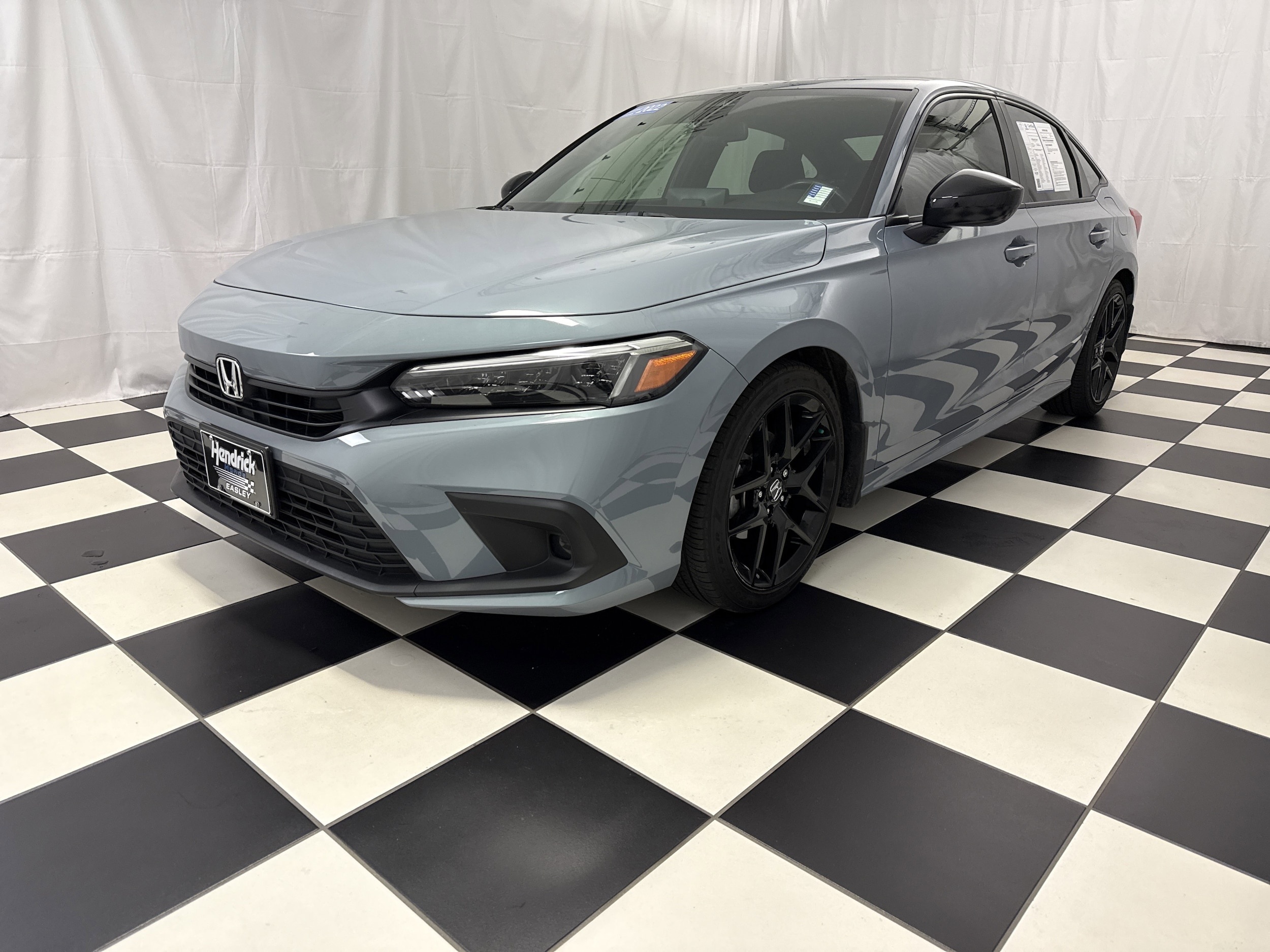 2022 Honda Civic Sport photo 3