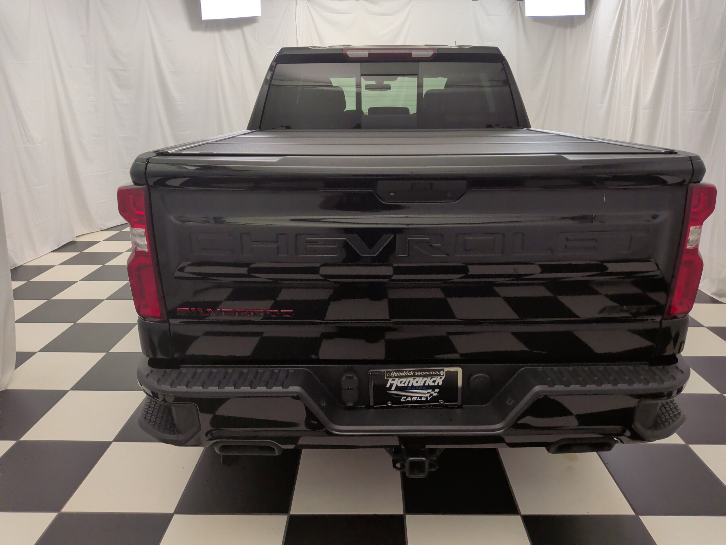 2022 Chevrolet Silverado 1500 LTD RST photo 3