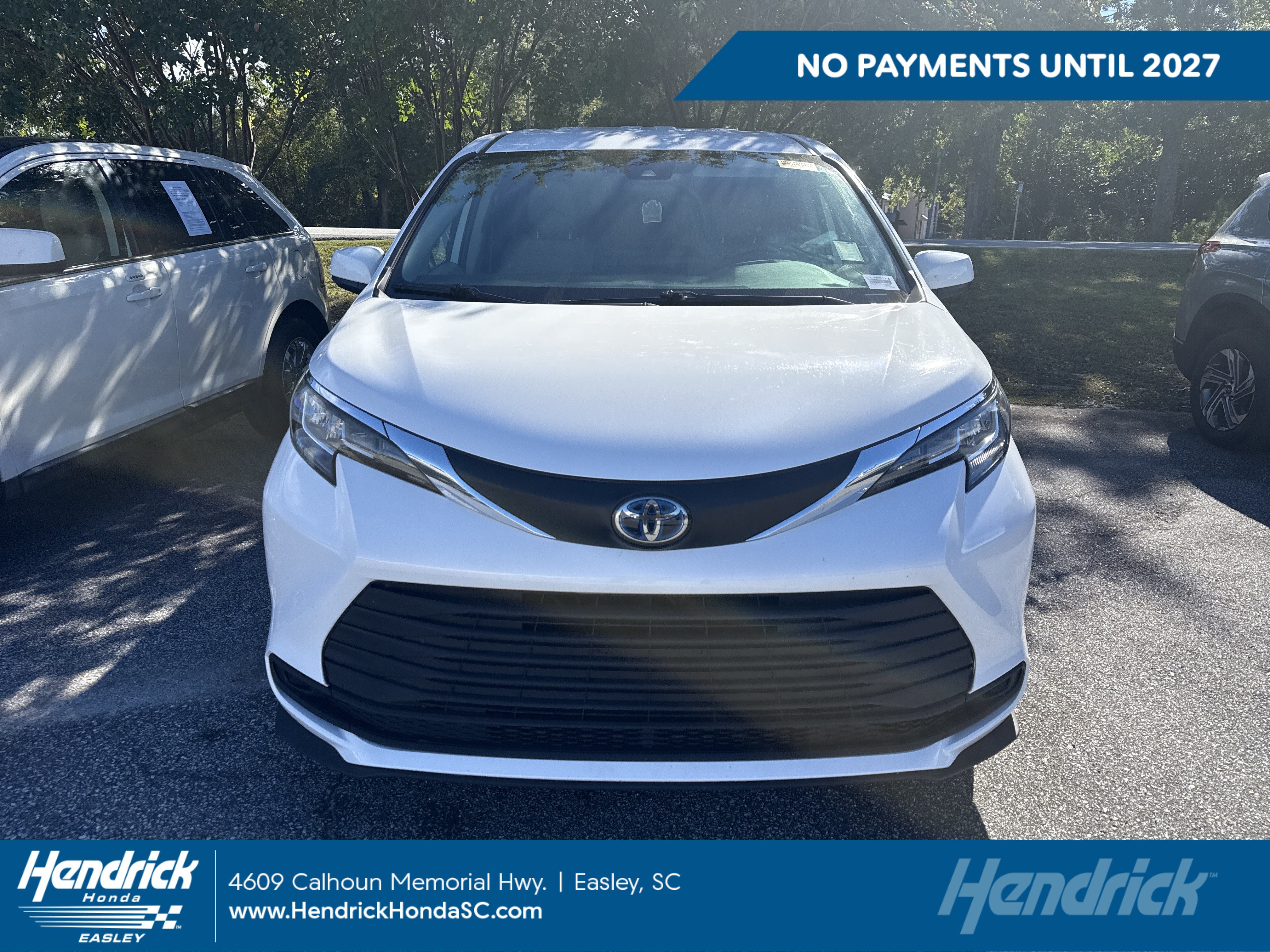 Used 2021 Toyota Sienna LE Minivan