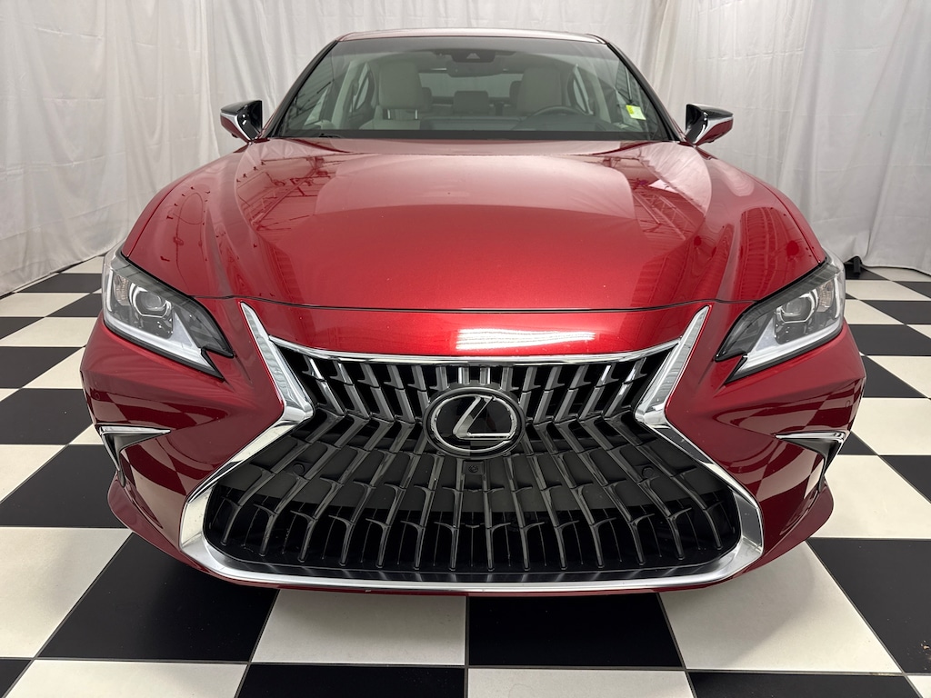 Used 2024 Lexus ES ES 300h Luxury Sedan