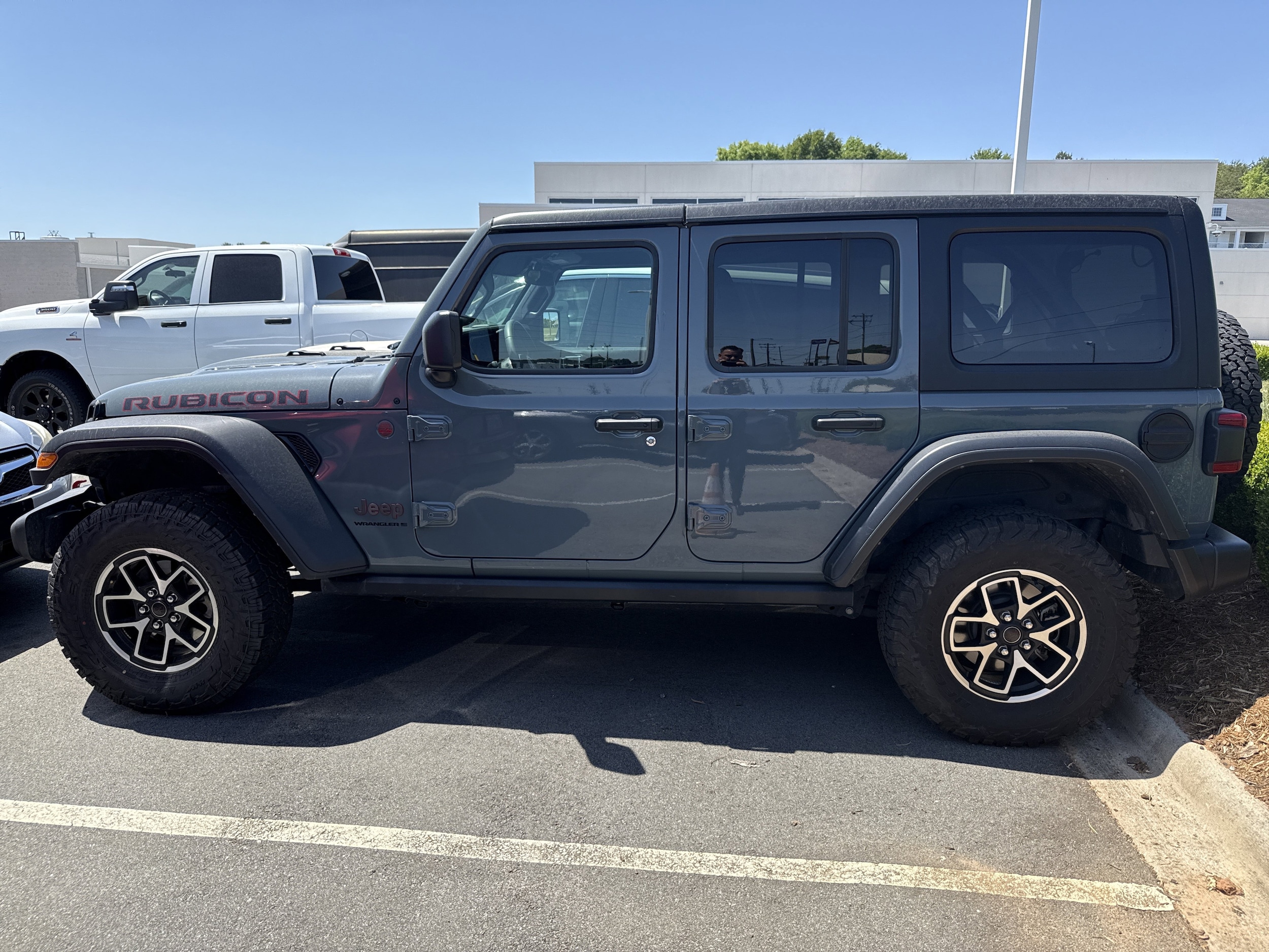 2024 Jeep Wrangler Rubicon photo 6