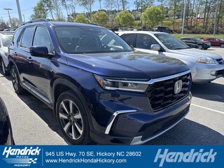 2025 Honda Pilot Touring SUV