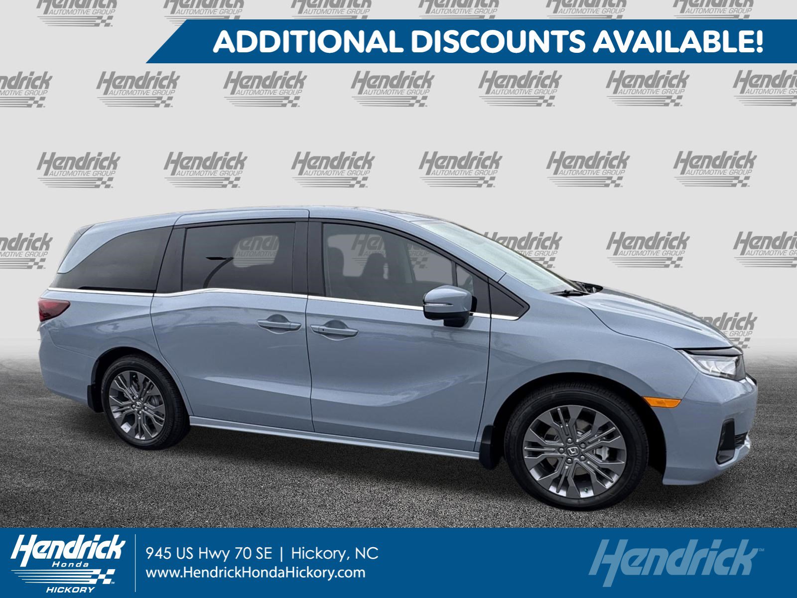 2026 Honda Odyssey Touring's photo