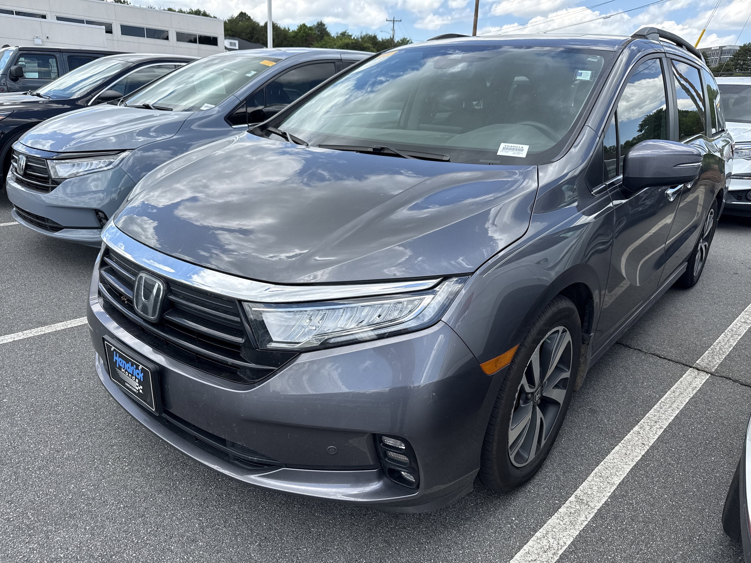 2023 Honda Odyssey Touring photo 5