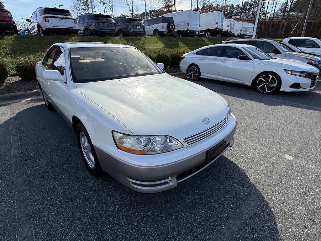 Used 1993 Lexus ES 300 Base Sedan