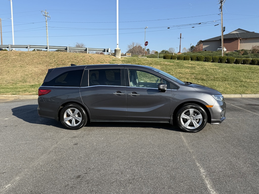 Used 2019 Honda Odyssey EX-L w/Navigation & RES Van