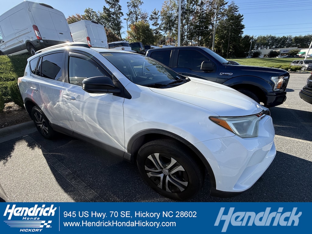 Used 2016 Toyota RAV4 LE SUV