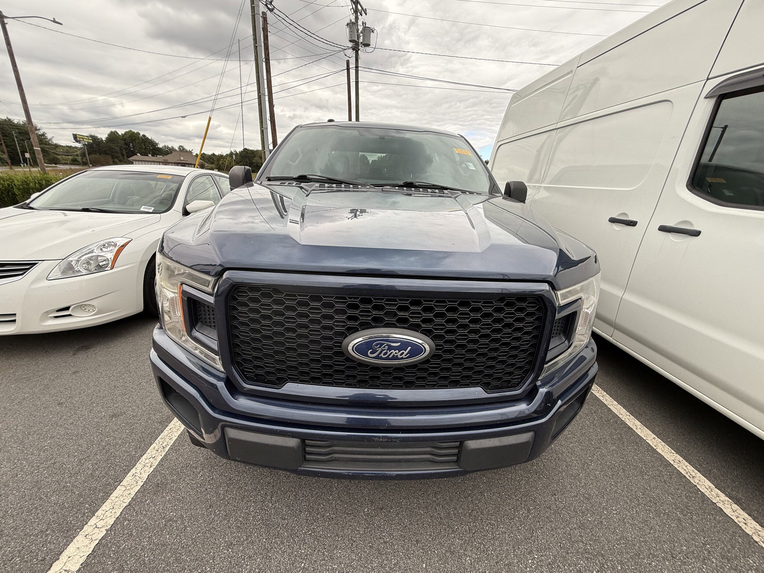 2018 Ford F-150 photo 2