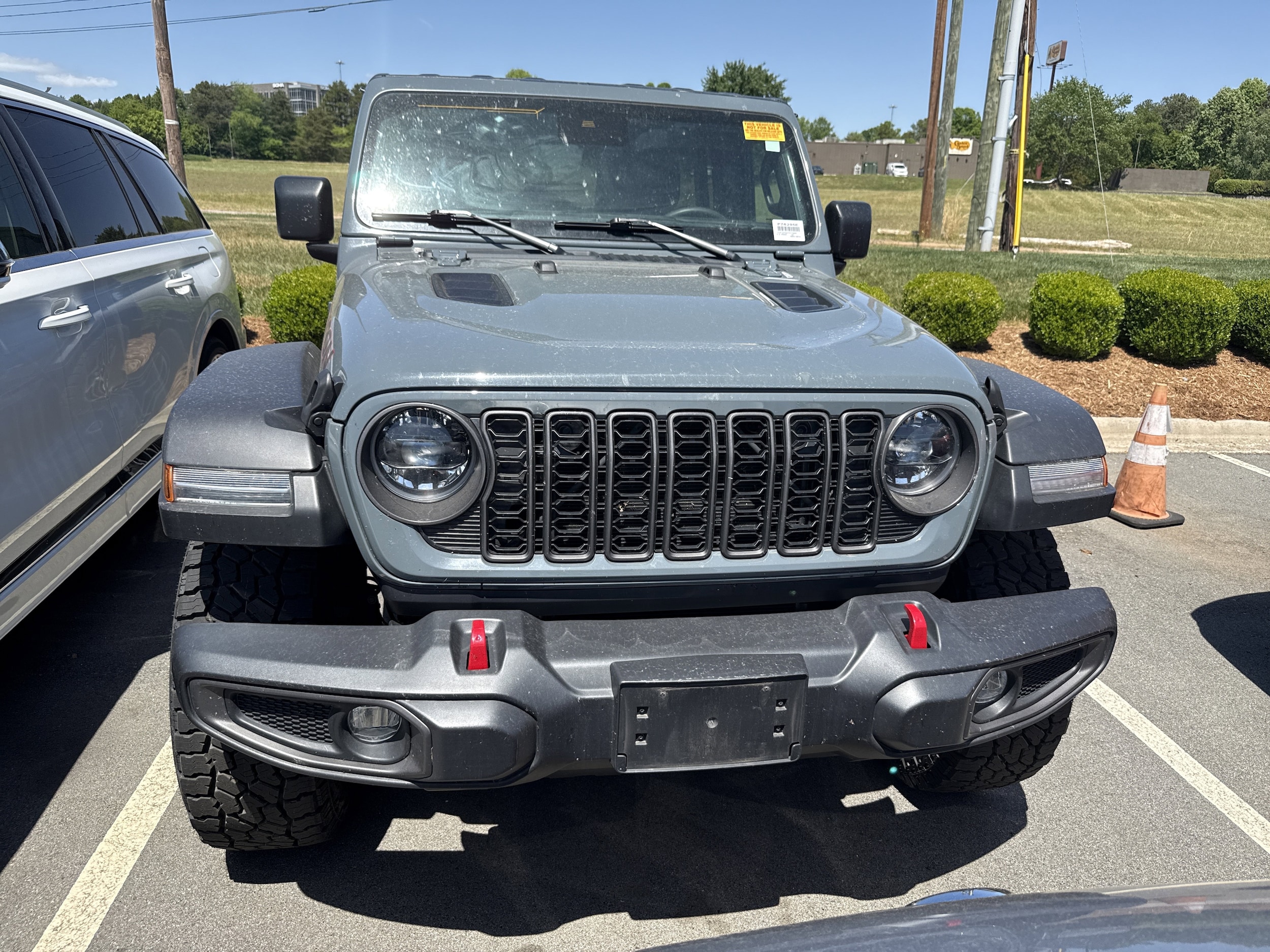 2024 Jeep Wrangler Rubicon photo 2
