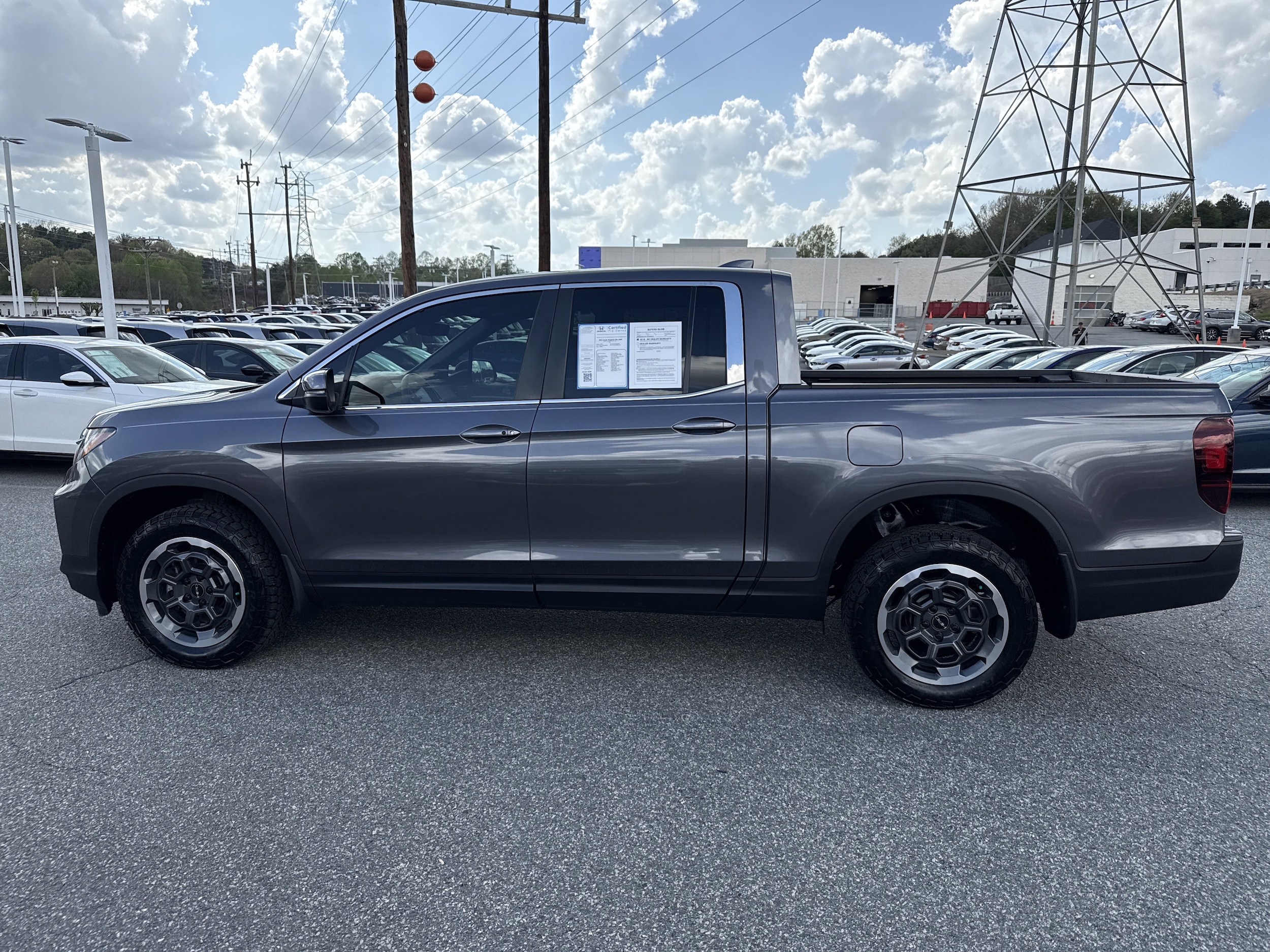 2024 Honda Ridgeline RTL photo 4