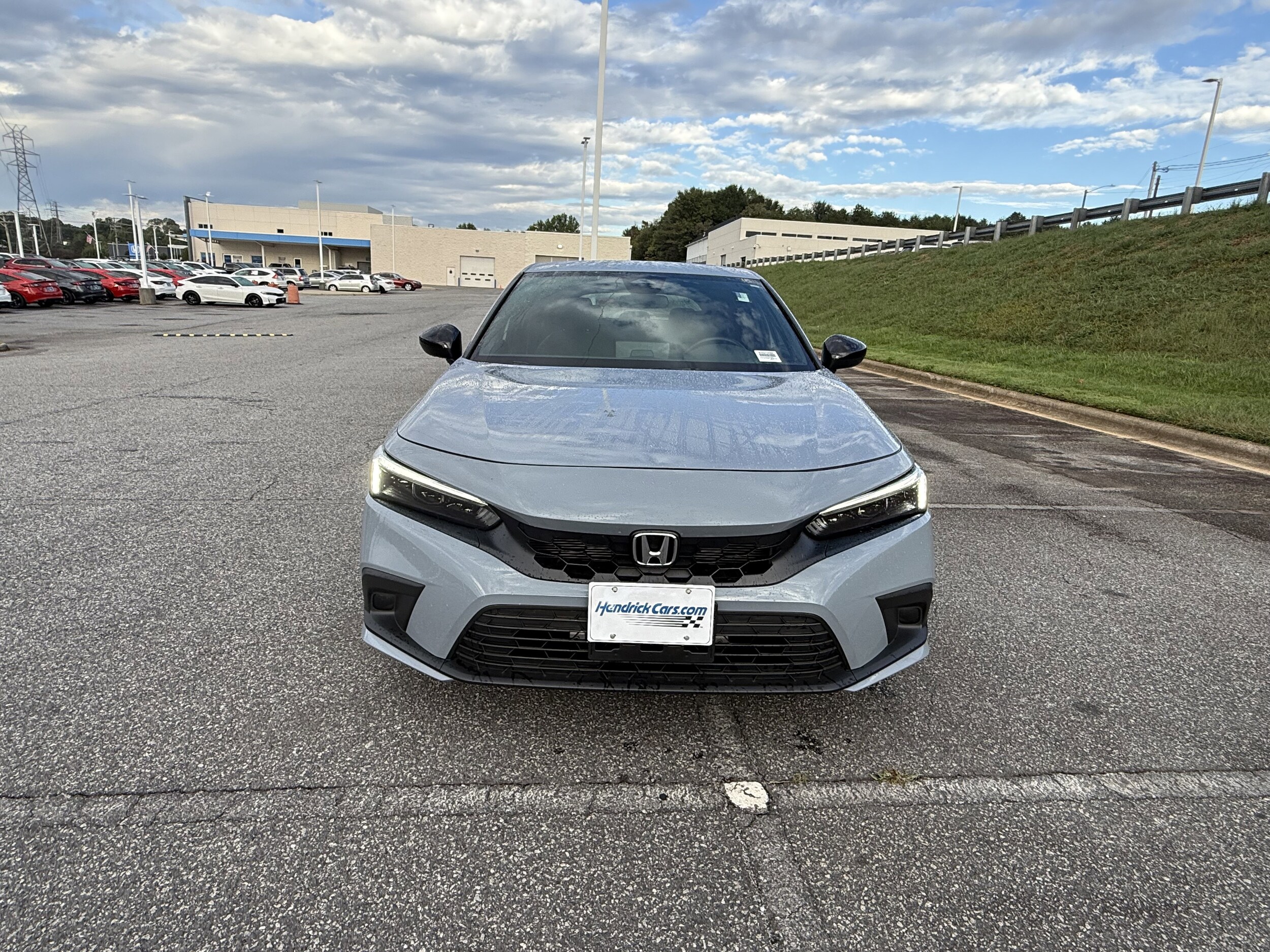 2024 Honda Civic Sport Hatchback photo 2