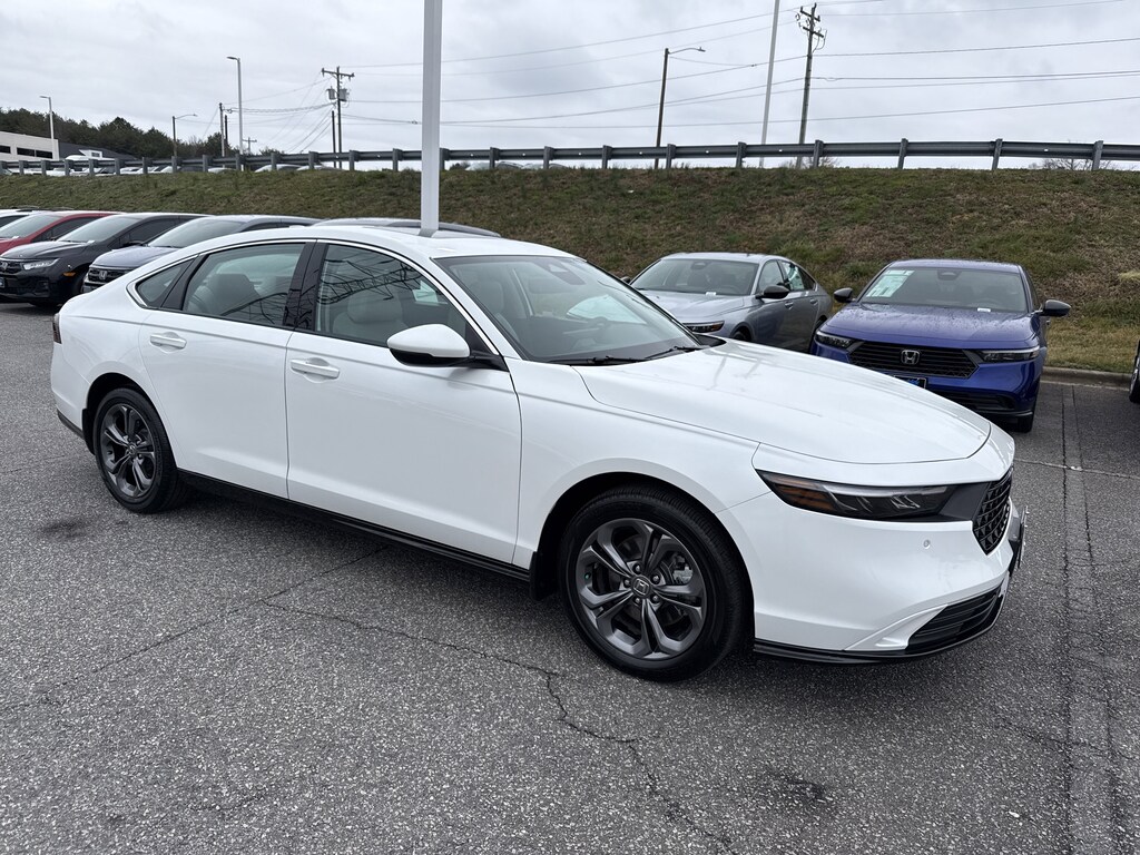 Used 2025 Honda Accord Hybrid EX-L Sedan