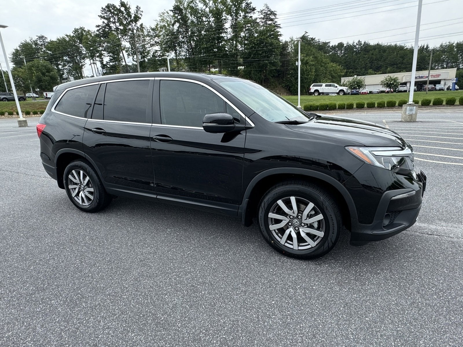 Certified 2022 Honda Pilot EX-L with VIN 5FNYF5H56NB002438 for sale in Hickory, NC