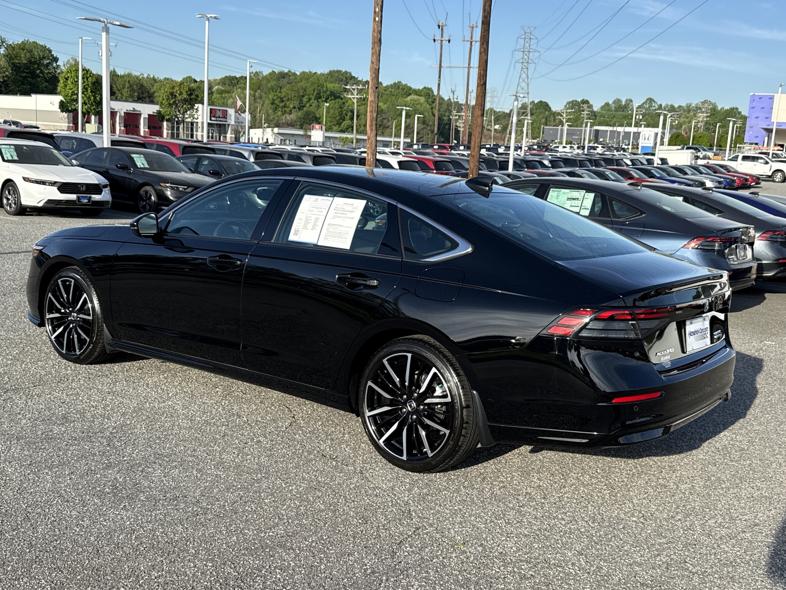 2025 Honda Accord Hybrid Touring photo 3