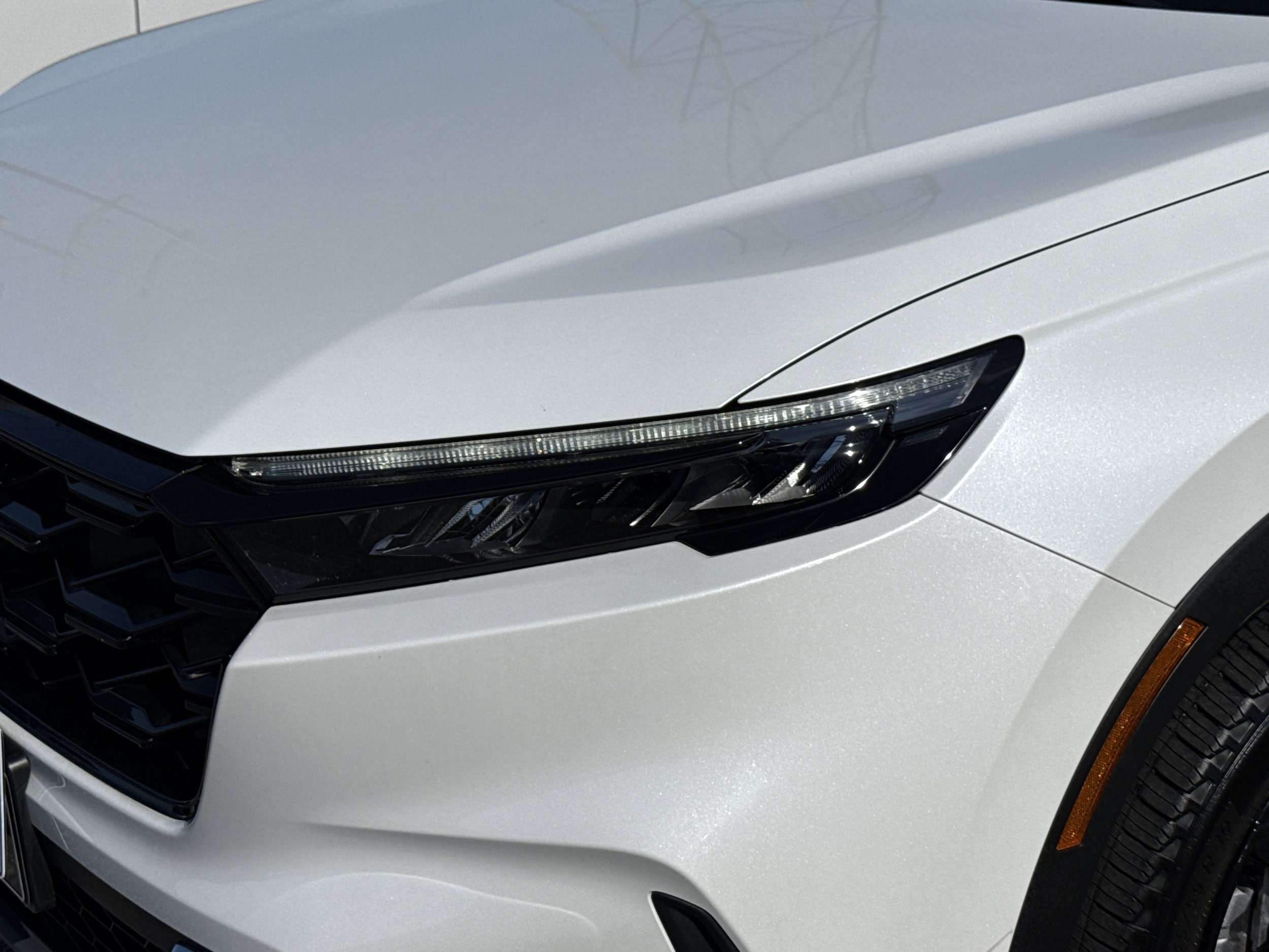 2024 Honda CR-V Hybrid Sport Touring photo 5