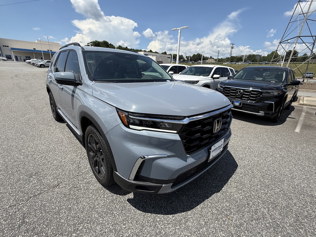 New 2025 Honda Pilot Touring+ SUV