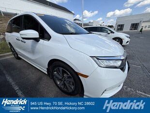 2023 Honda Odyssey Touring Van