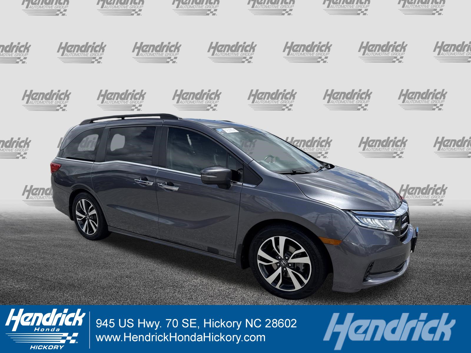 2023 Honda Odyssey Touring's photo