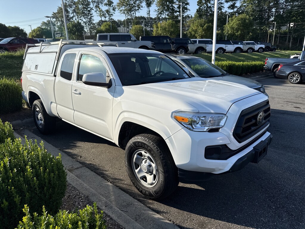 Used 2022 Toyota Tacoma SR Truck Access Cab