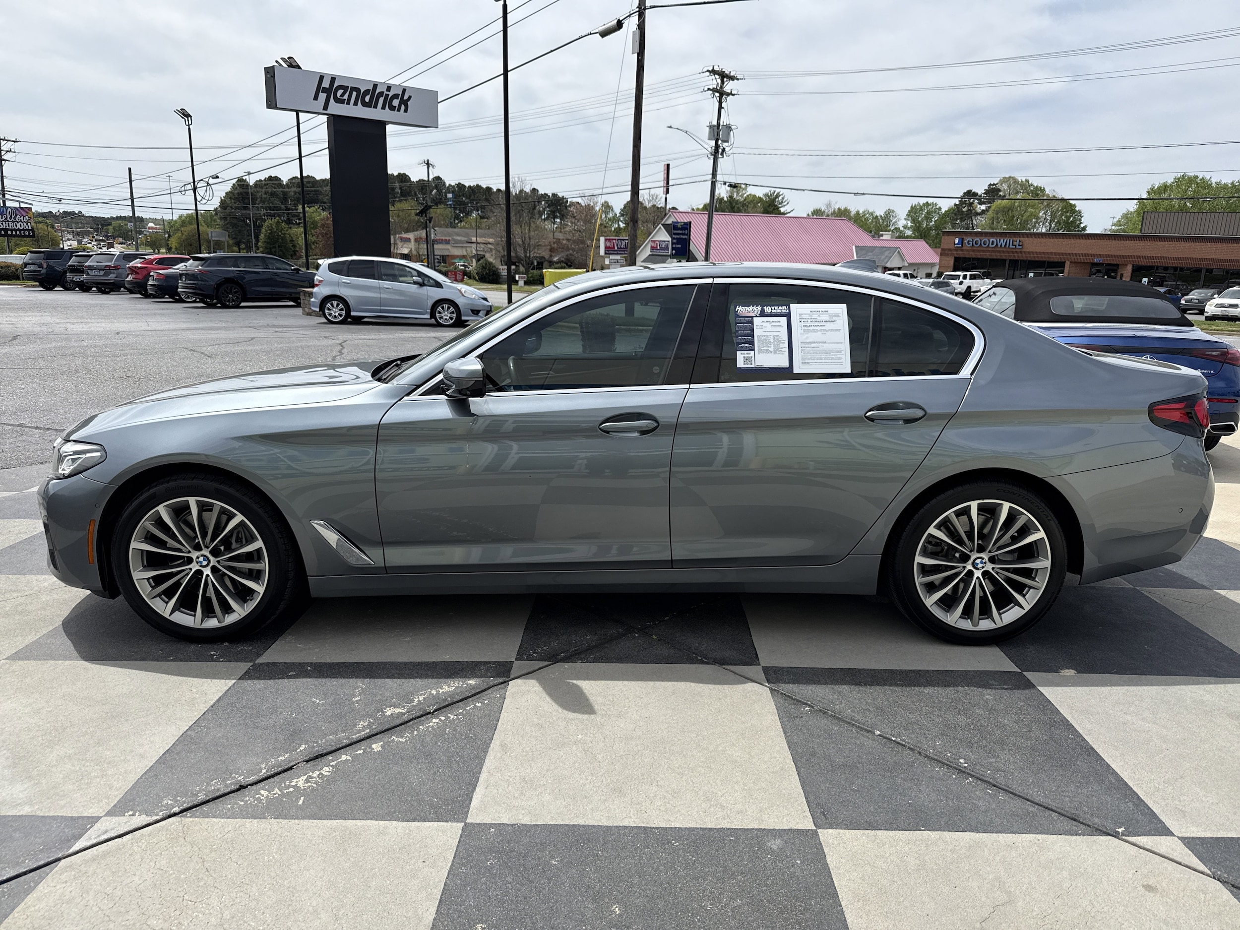 2021 BMW 540i photo 6