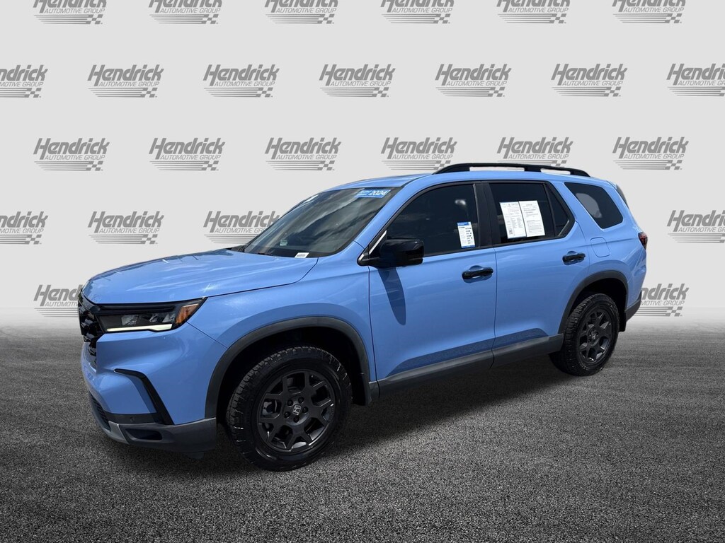 Used 2024 Honda Pilot TrailSport SUV
