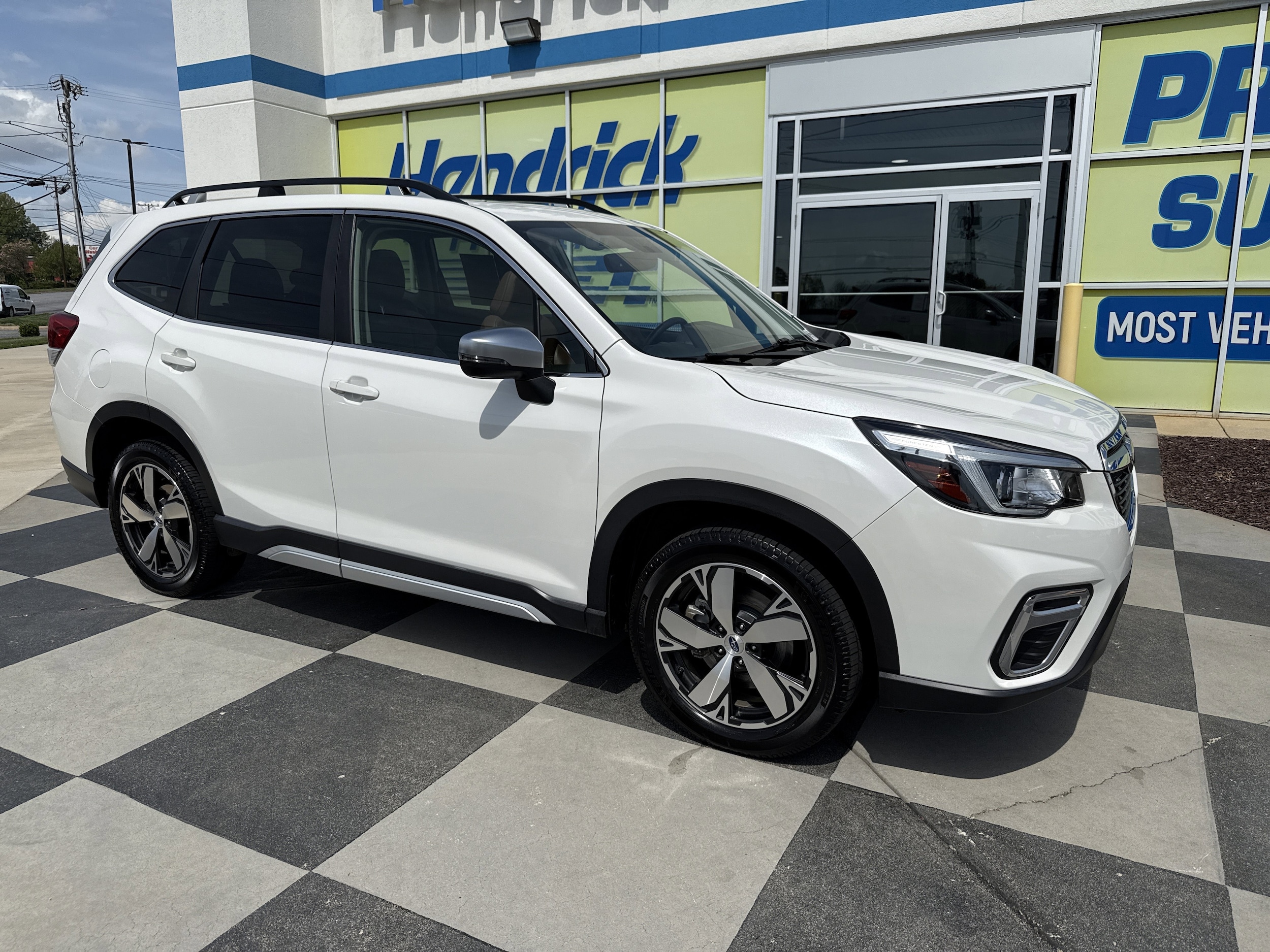 2020 Subaru Forester Touring photo 6