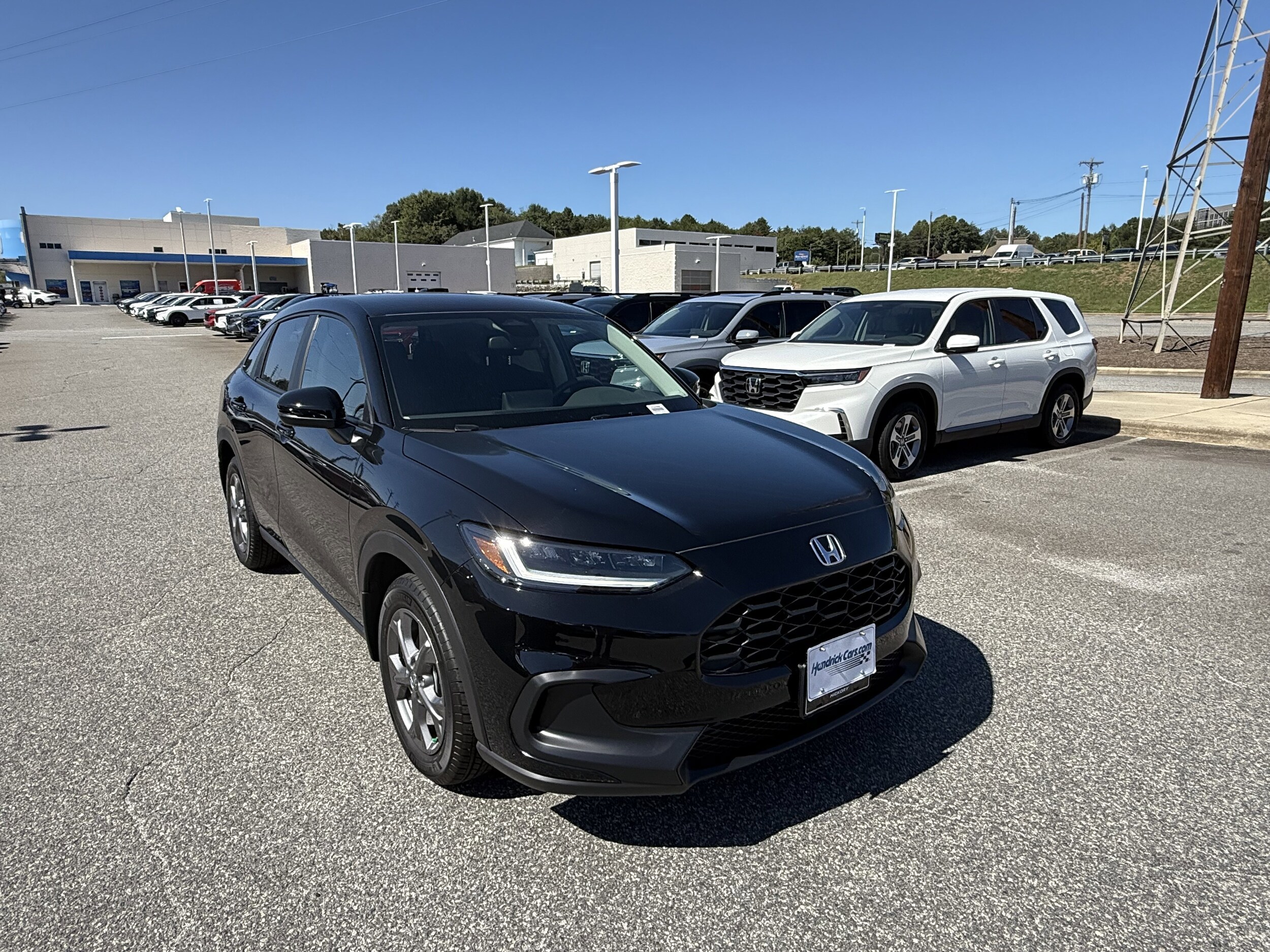 2026 Honda HR-V LX photo 2