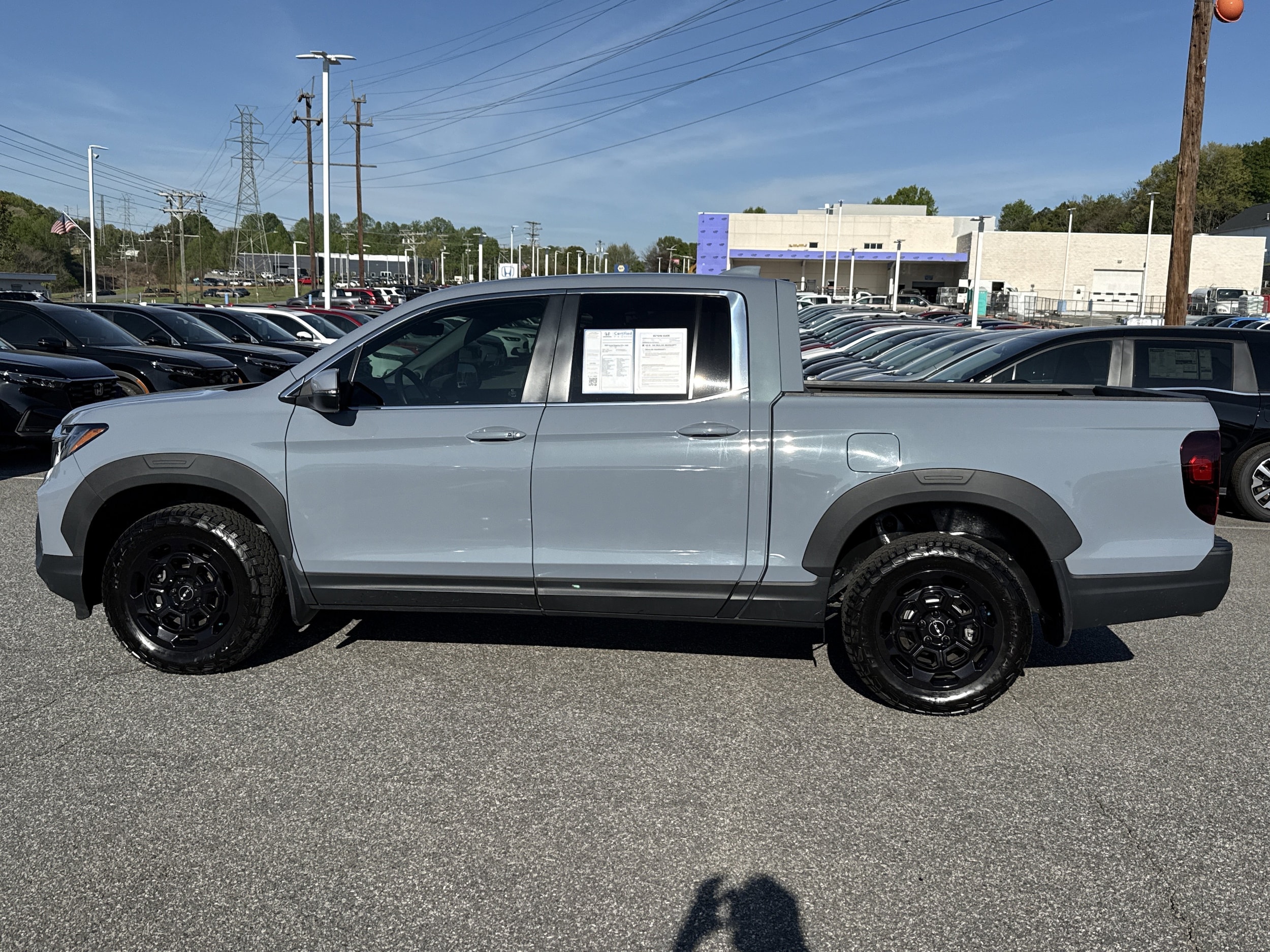 2025 Honda Ridgeline RTL photo 6