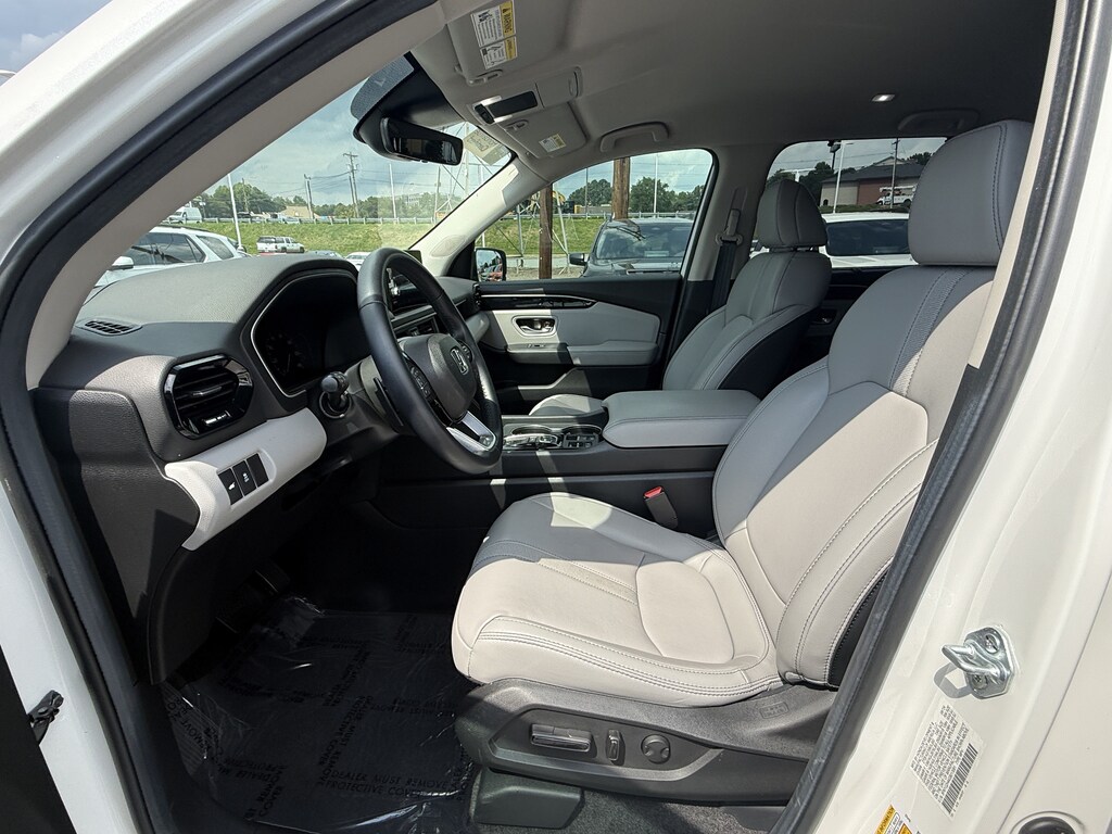 Used 2025 Honda Pilot EX-L SUV