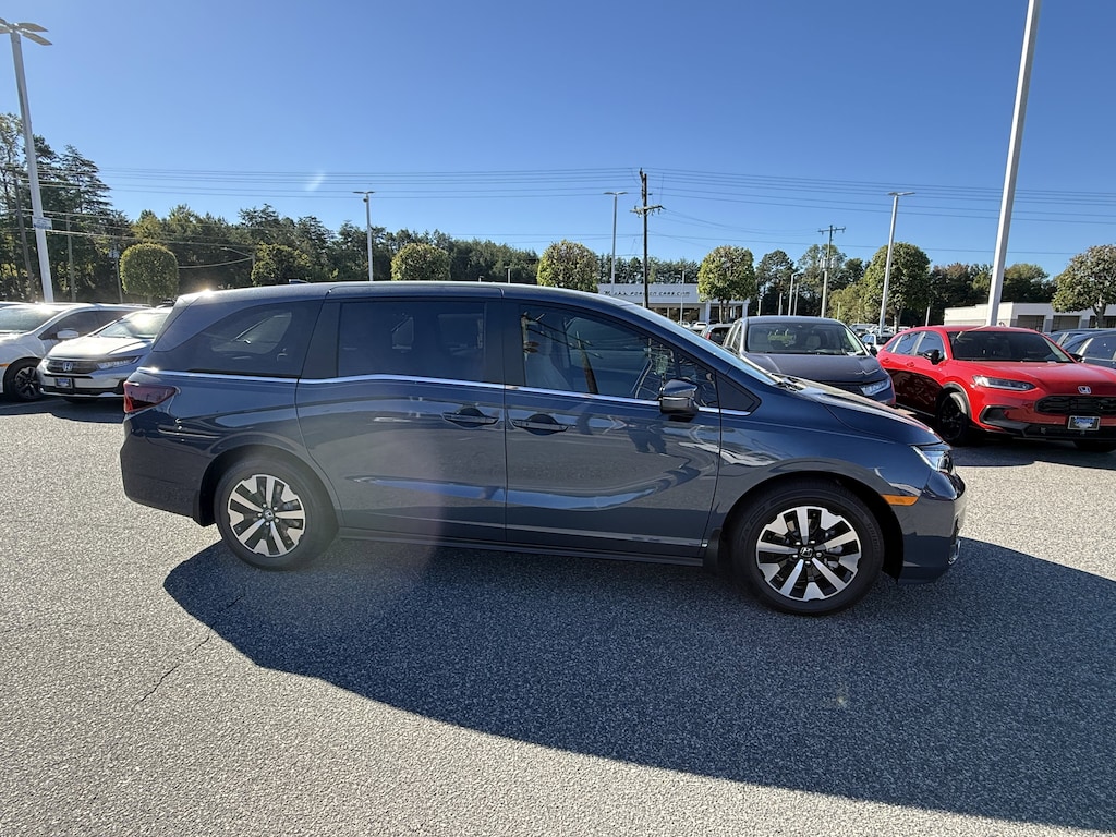 New 2026 Honda Odyssey EX-L Van Passenger