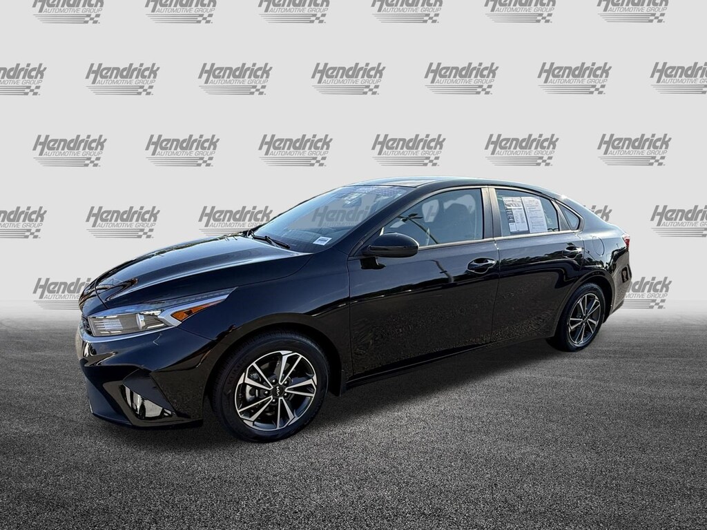 Used 2024 Kia Forte LXS Sedan