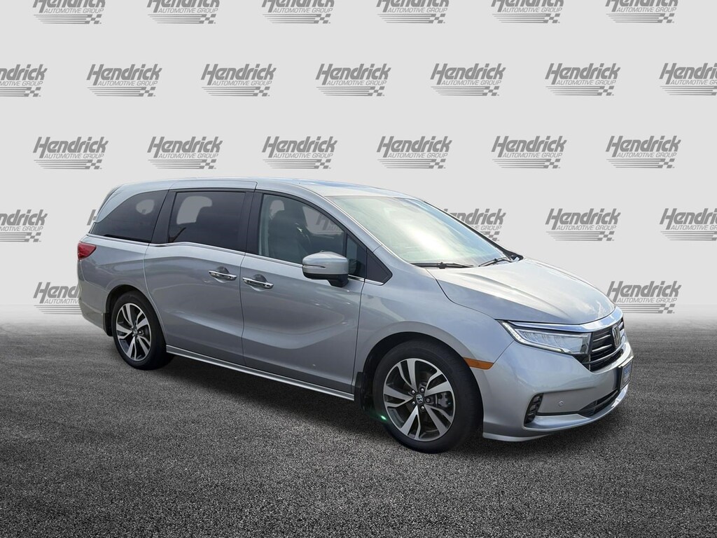 Certified 2024 Honda Odyssey Touring Van