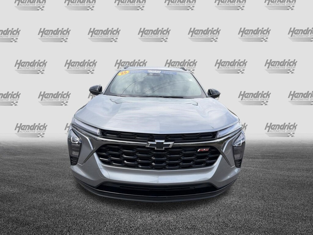 Used 2025 Chevrolet Trax 2RS SUV