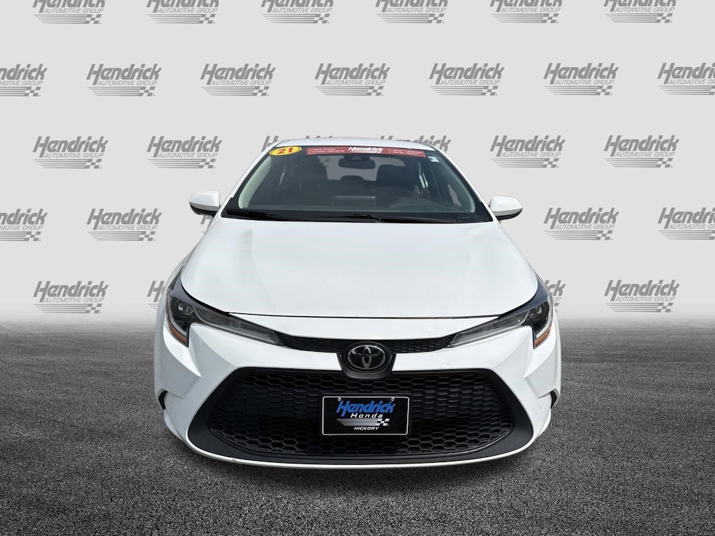 Used 2021 Toyota Corolla LE Sedan