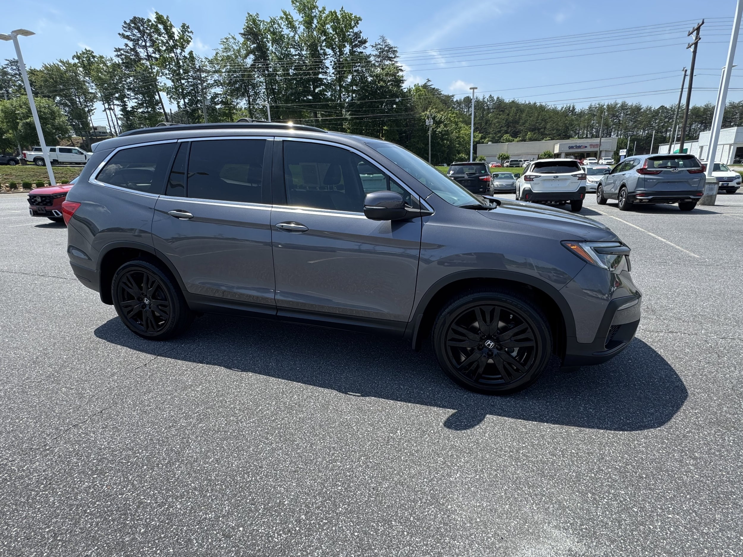 Certified 2022 Honda Pilot SE with VIN 5FNYF6H21NB047640 for sale in Hickory, NC