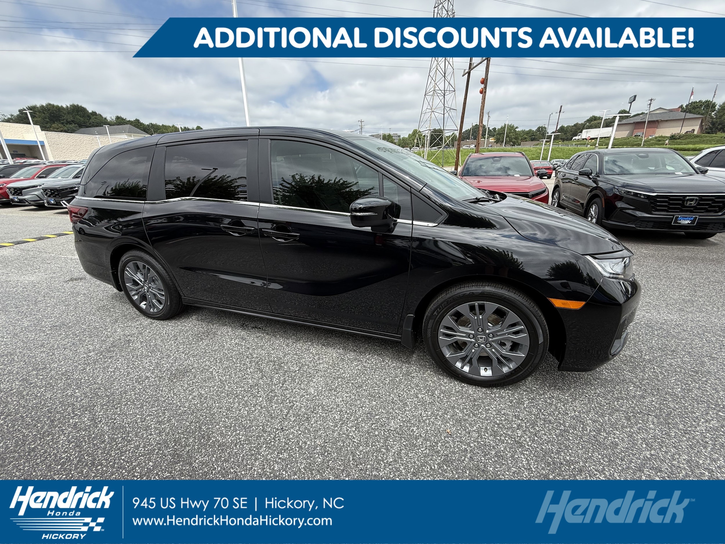 2026 Honda Odyssey Touring's photo