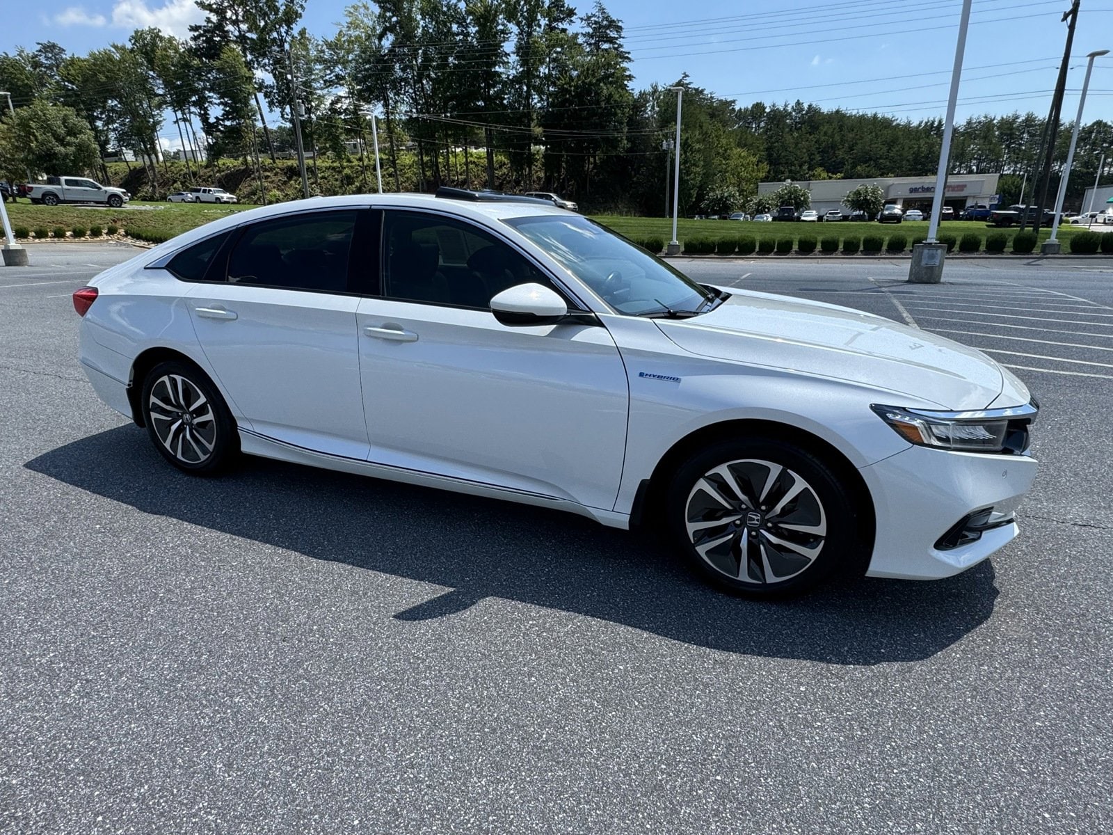 Certified 2022 Honda Accord Hybrid EX-L with VIN 1HGCV3F59NA009852 for sale in Hickory, NC