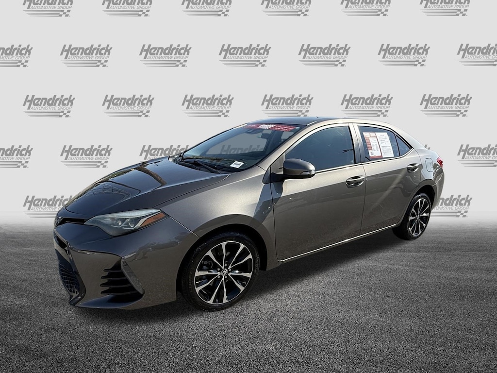 Used 2017 Toyota Corolla SE Sedan