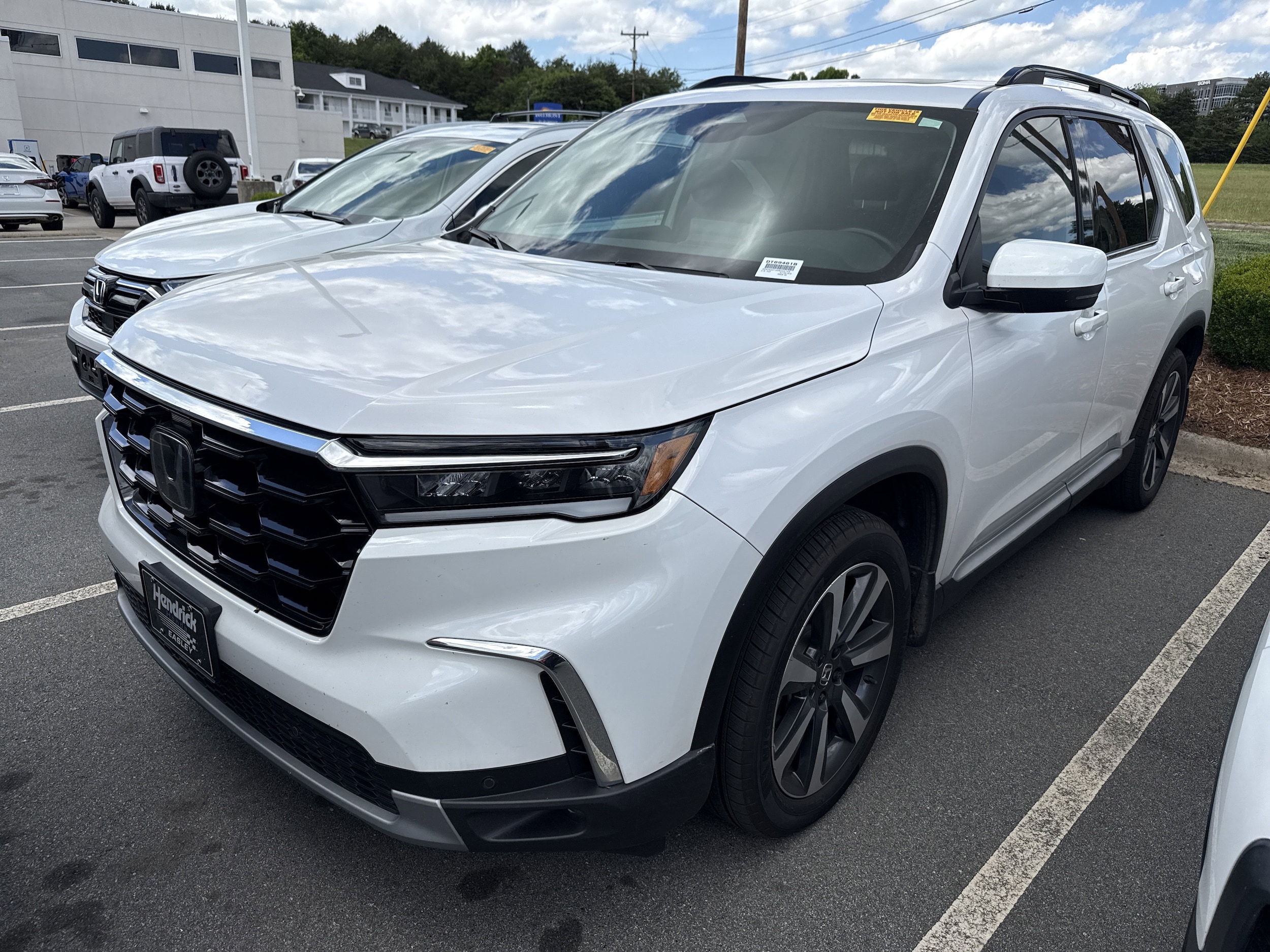 2023 Honda Pilot Touring photo 5