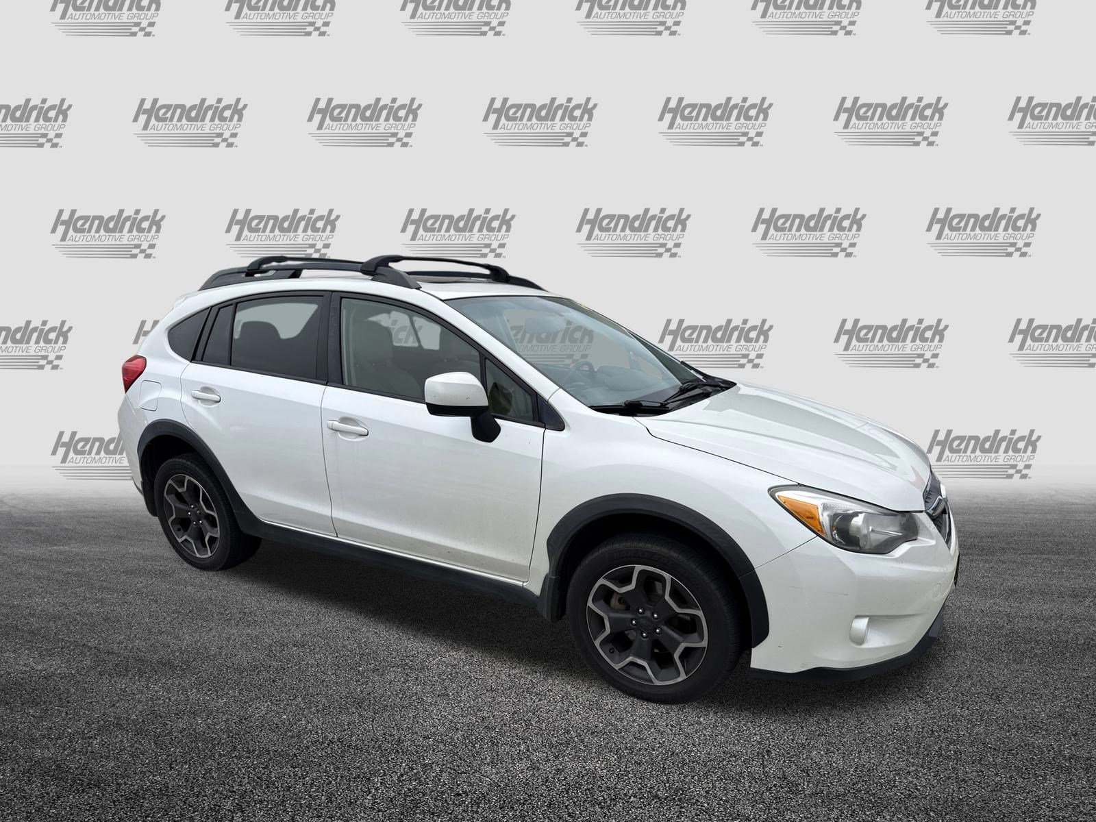 2014 Subaru XV Crosstrek 2.0i Limited w/Moonroof Pkg/Nav photo 2