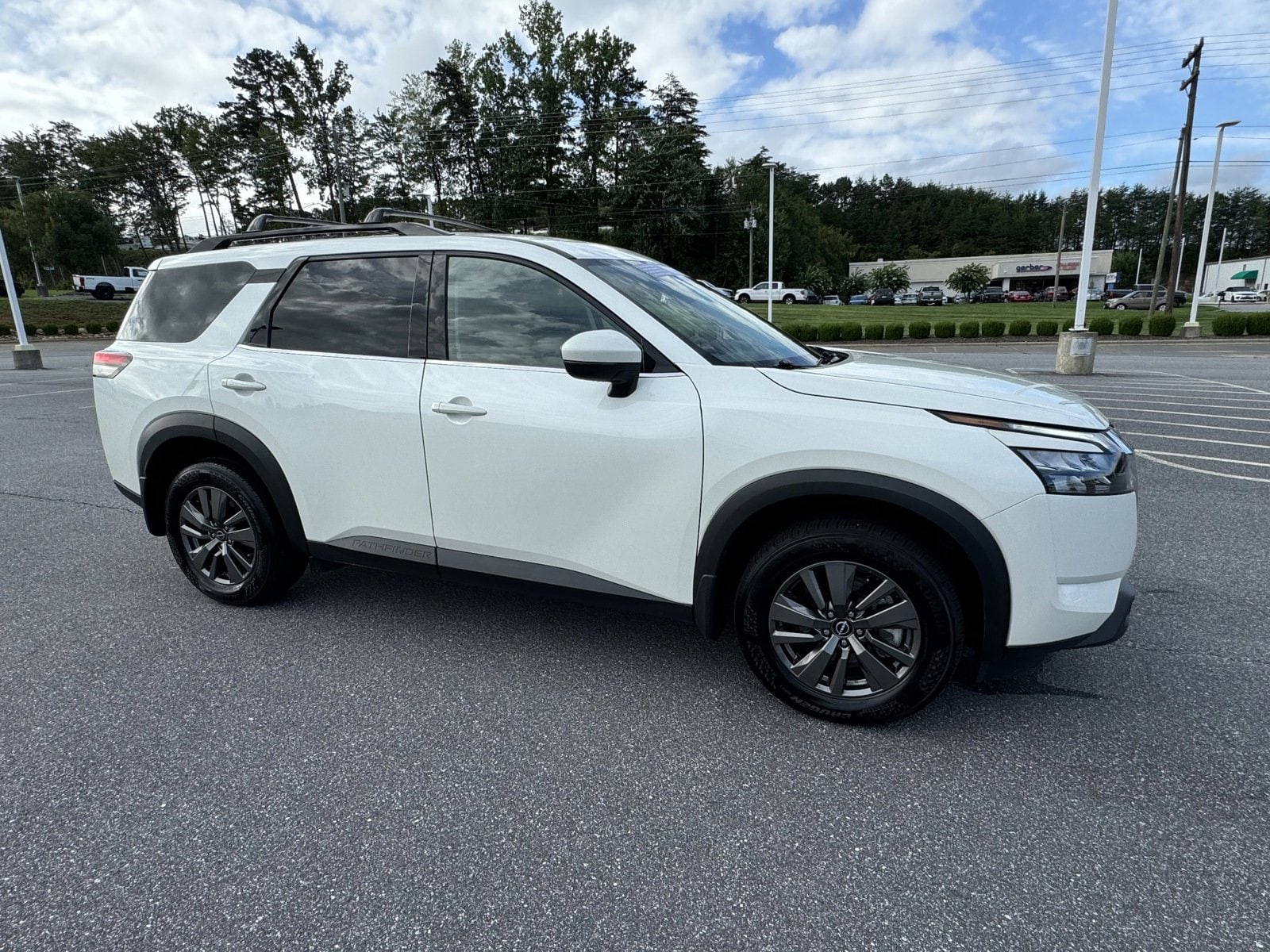 Certified 2023 Nissan Pathfinder SV with VIN 5N1DR3BA4PC211432 for sale in Hickory, NC