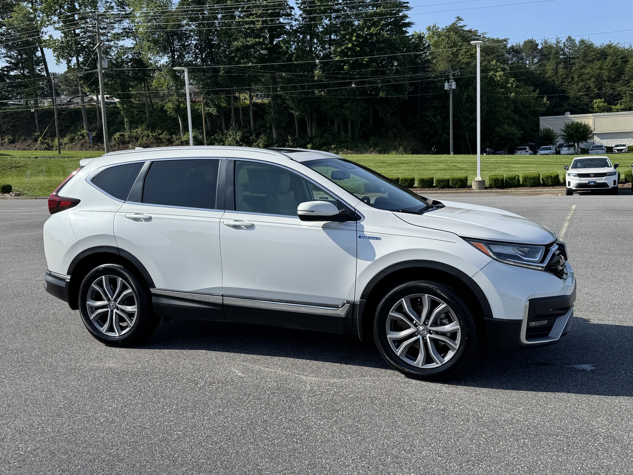 Certified 2022 Honda CR-V Touring with VIN 5J6RT6H90NL034721 for sale in Hickory, NC
