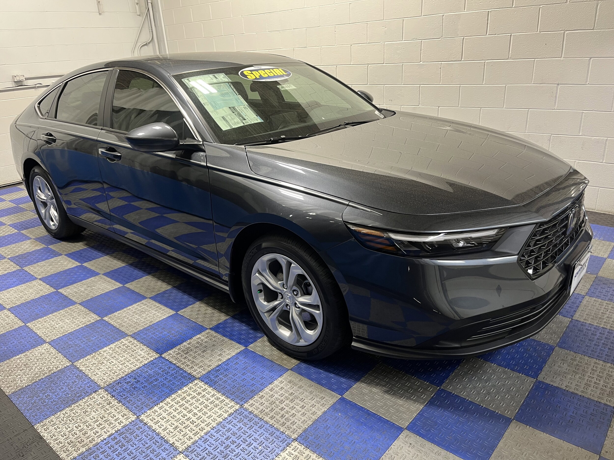 2025 Honda Accord LX photo 2