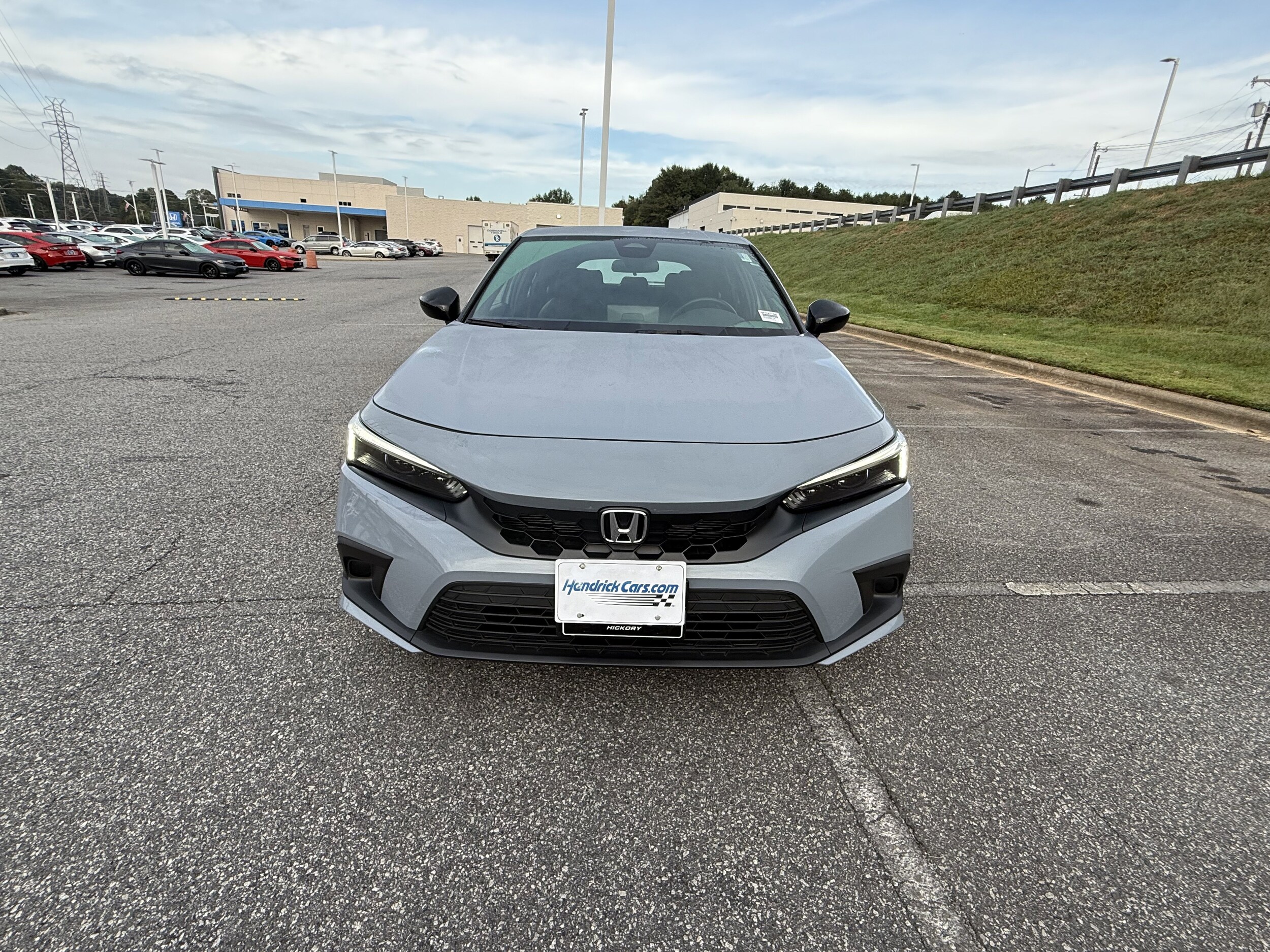 2024 Honda Civic Sport Hatchback photo 3