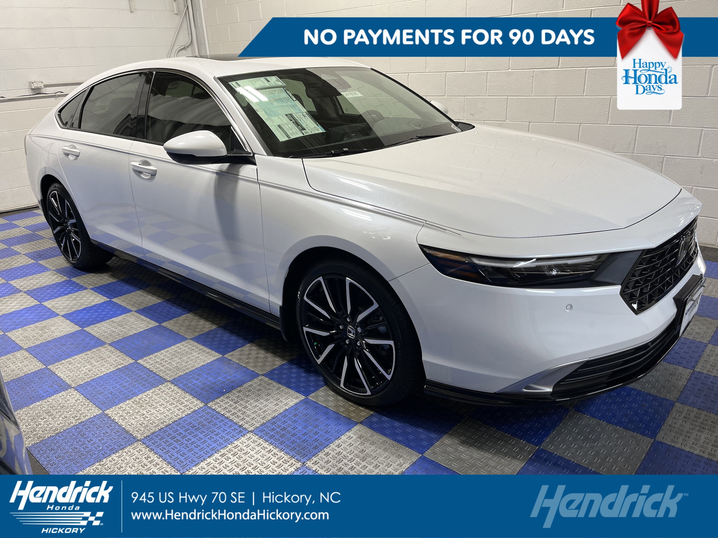 2025 Honda Accord Hybrid Touring's photo