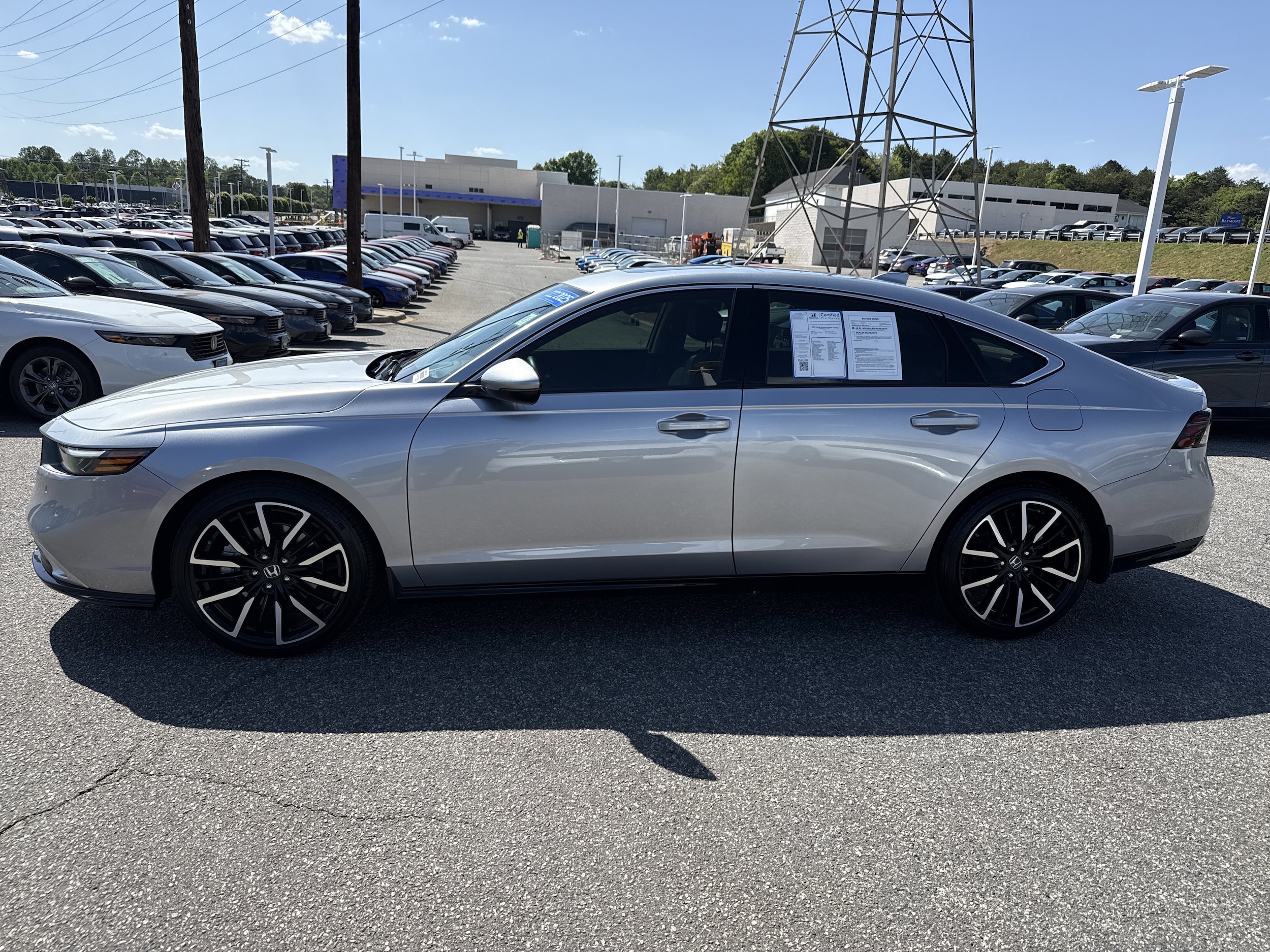 2025 Honda Accord Hybrid Touring photo 6