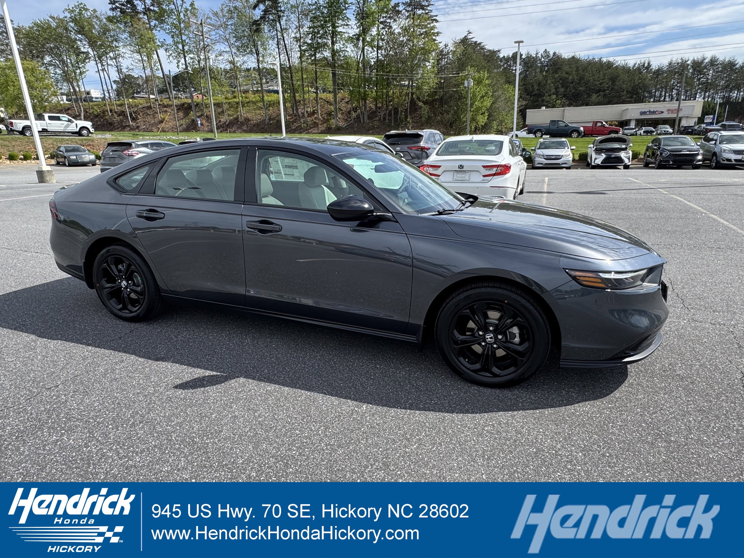 2025 Honda Accord SE's photo