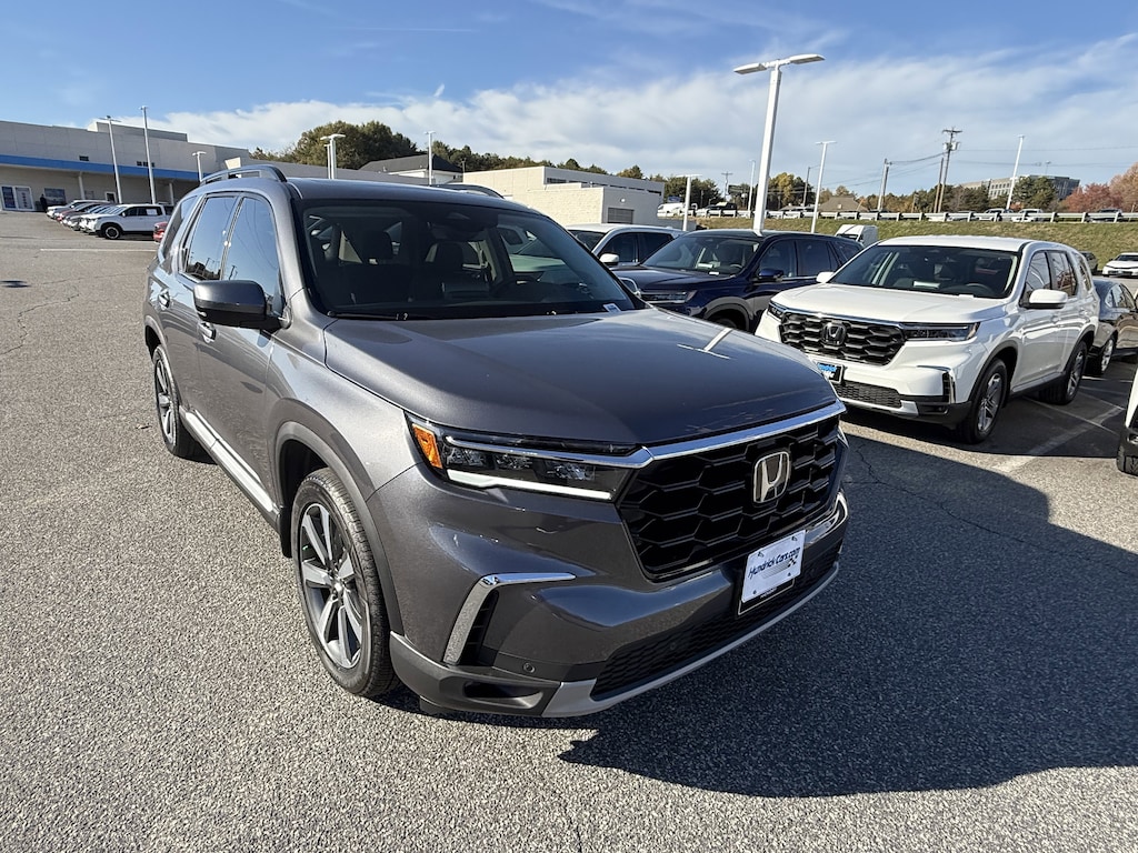 New 2025 Honda Pilot Touring SUV